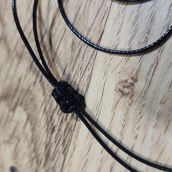 Fresh Water Pearl With Mother Of Pearl Shell Heart Pendant Wax Cord Necklace - Picture 2 of 4